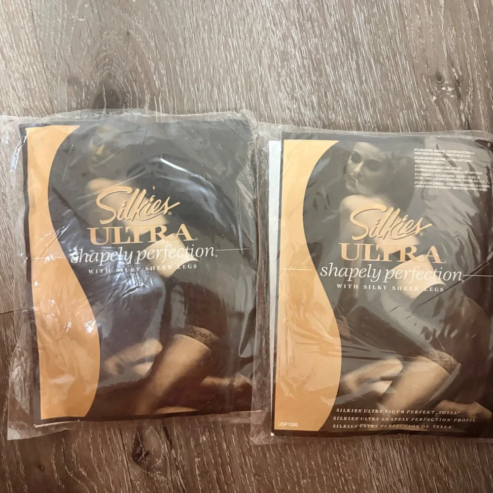 Silkies Ultra Shapely Perfection Vintage Pantyhose 2 Pairs Medium Honey Beige